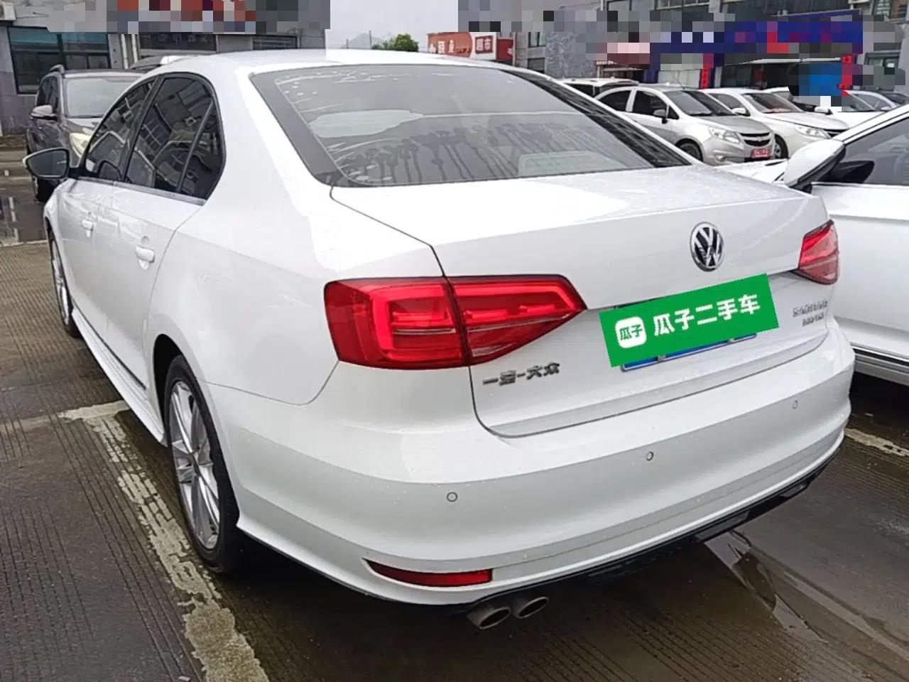 Volkswagen Sagitar 2018 280TSI DSG Ignite Edition — миниатюра 4