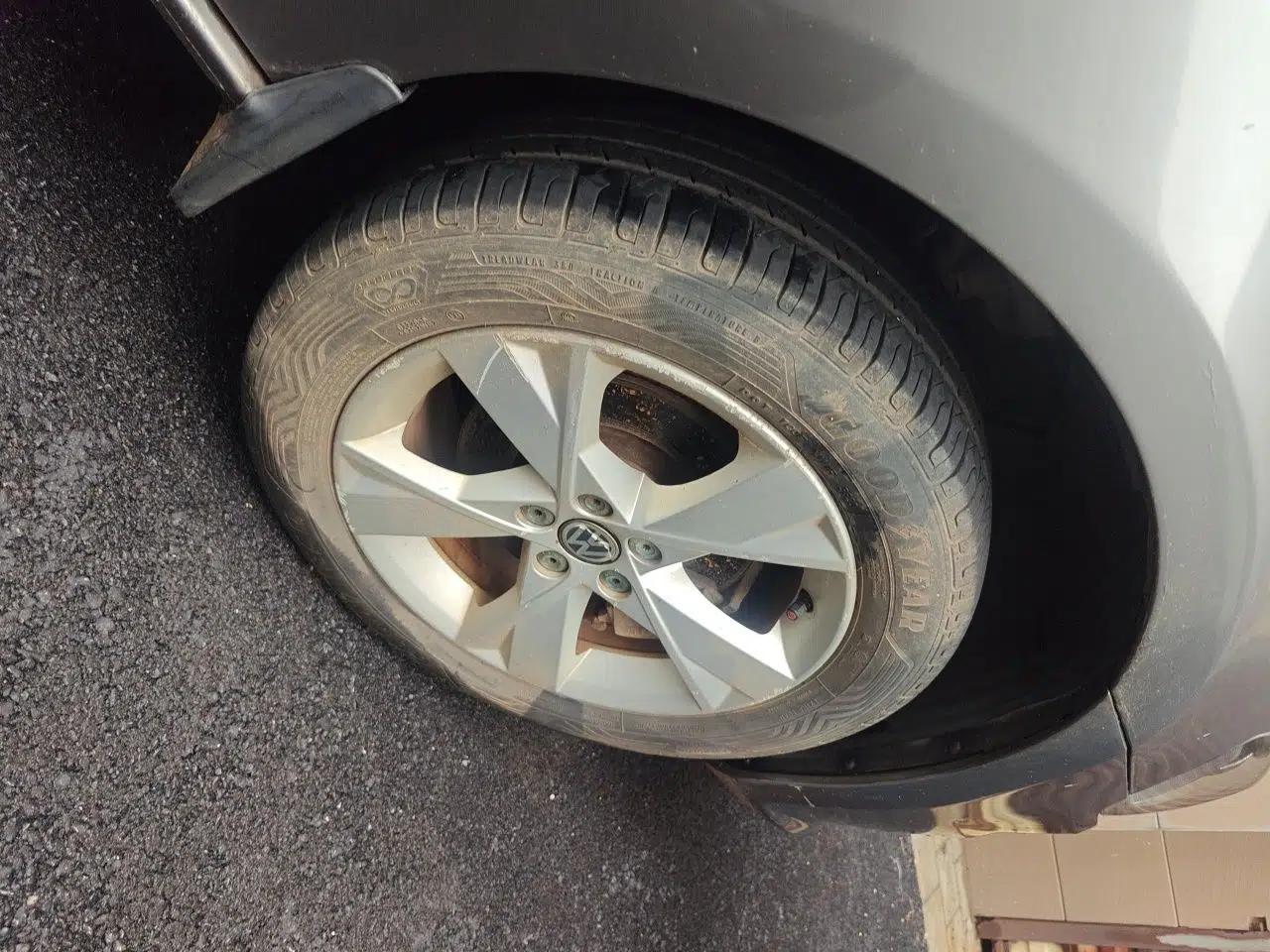 Volkswagen Bora 2013 1.6L Manual Comfort Model — миниатюра 8