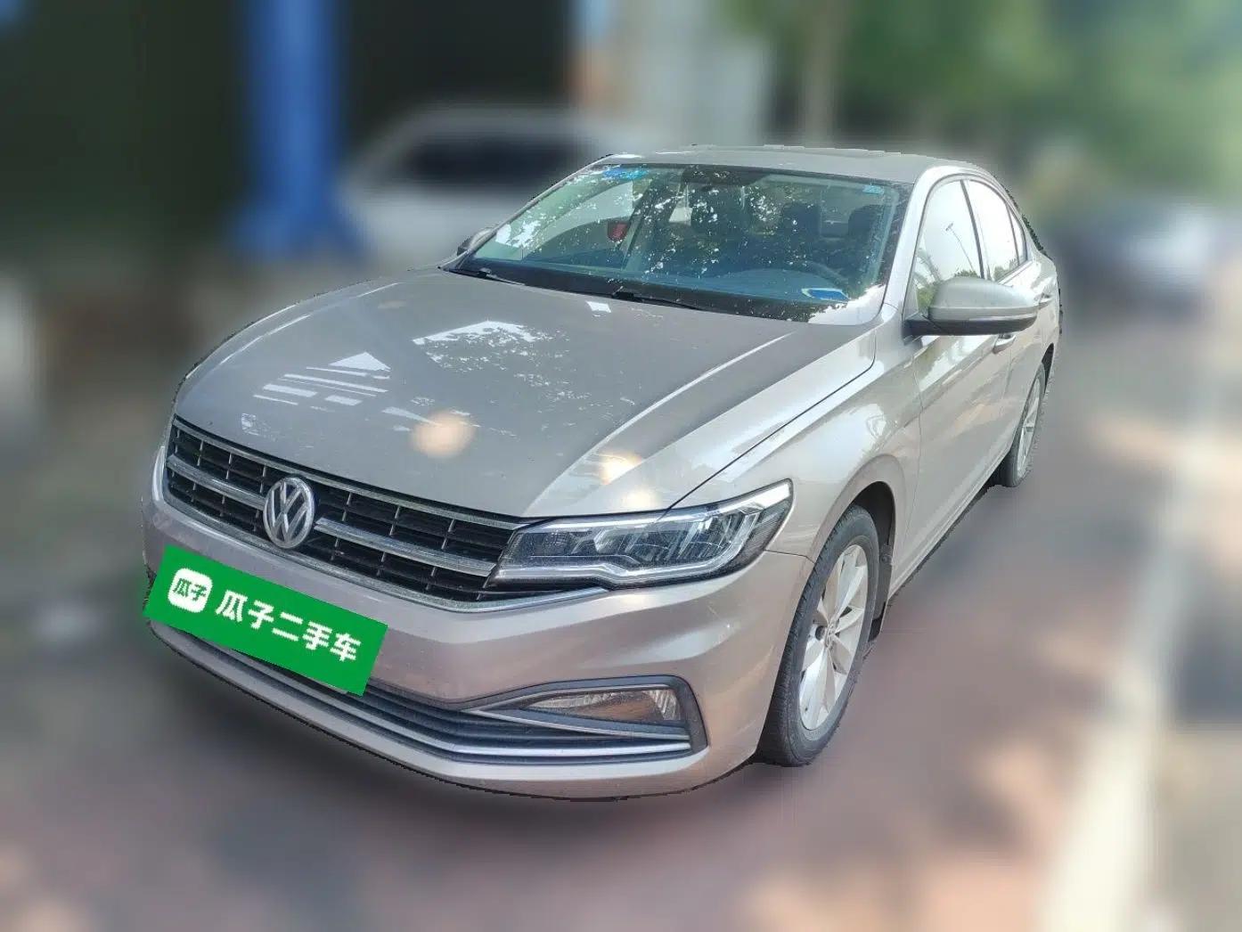 Volkswagen Bora 2019 1.5L Manual Comfort Version — миниатюра 1