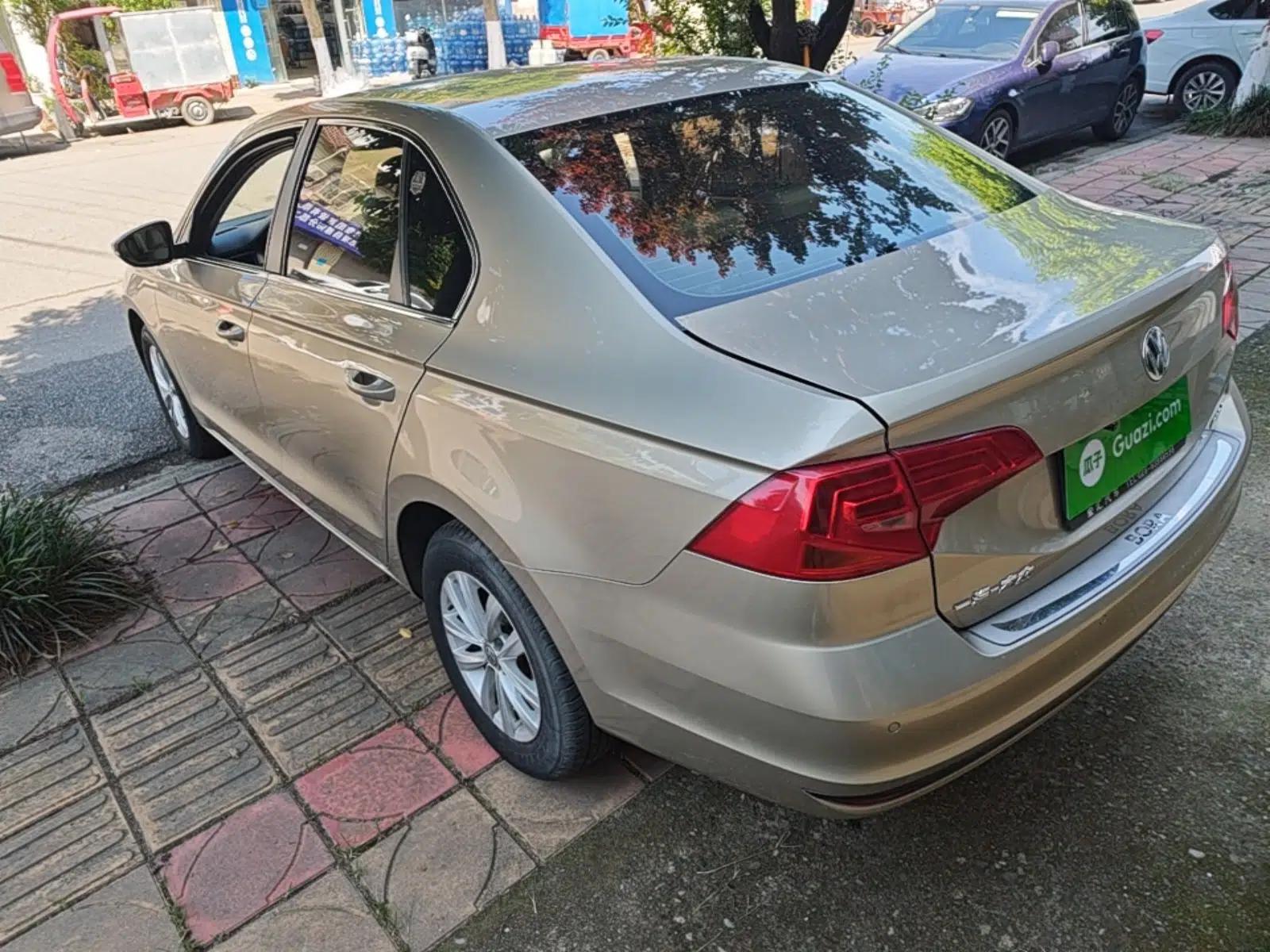 Volkswagen Bora 2016 1.6L Automatic Fashion Model — миниатюра 4