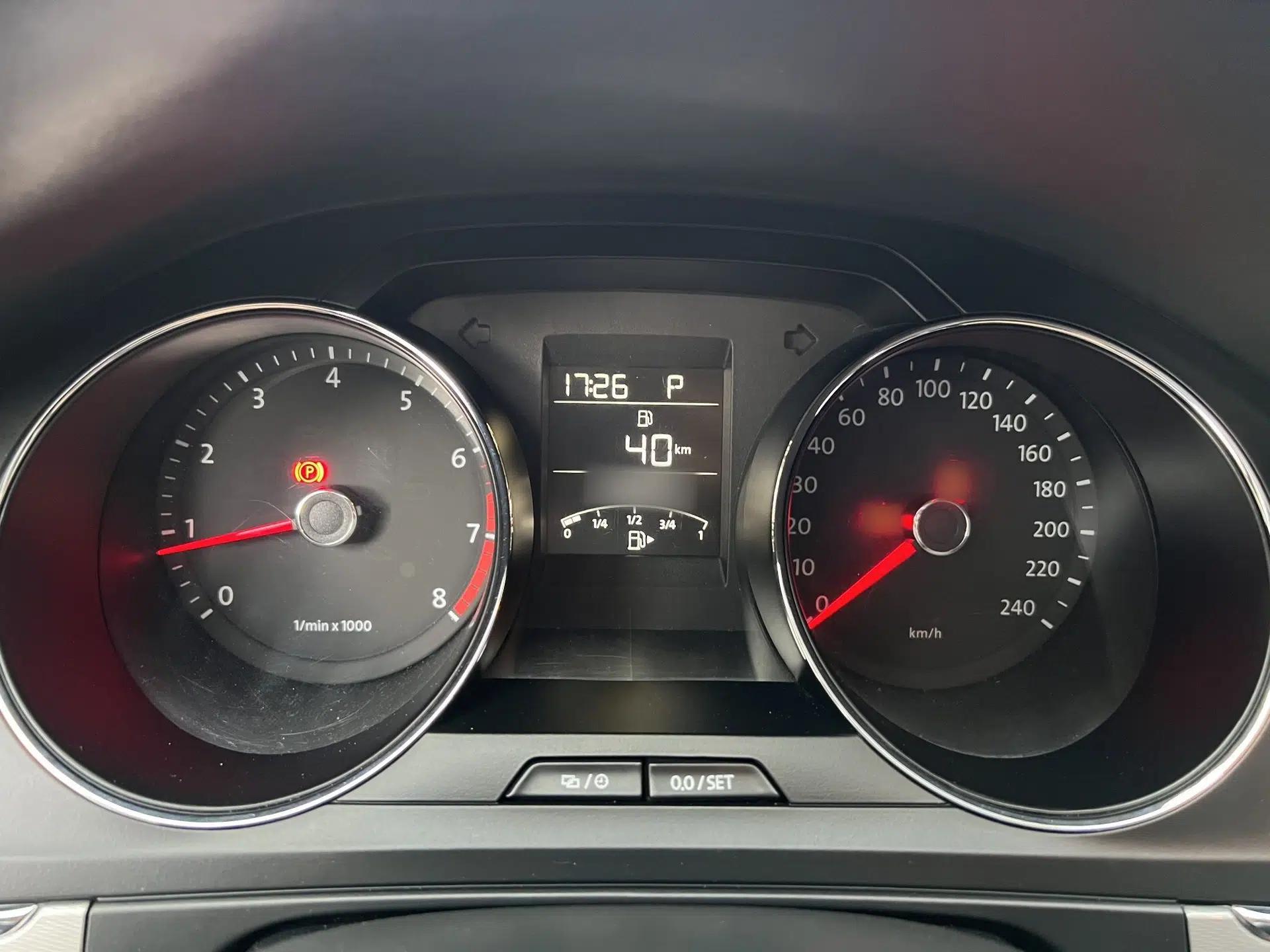 Volkswagen Bora 2015 Qihui Edition 1.6L Automatic Fashion Model — миниатюра 21