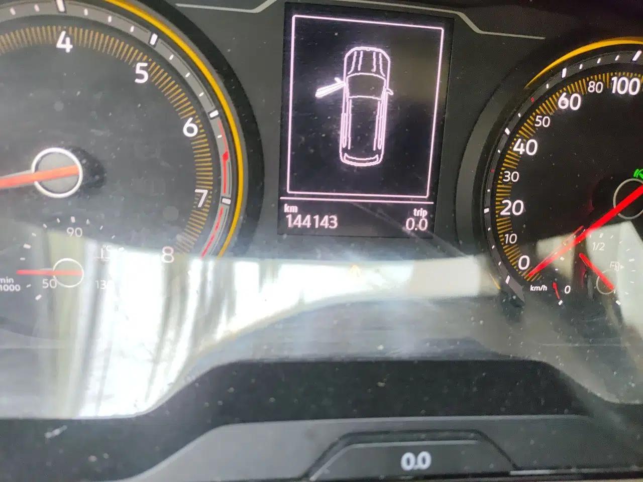 Volkswagen Tharu 2019 280TSI Two-Wheel Drive Comfort Edition China VI Standard — миниатюра 12
