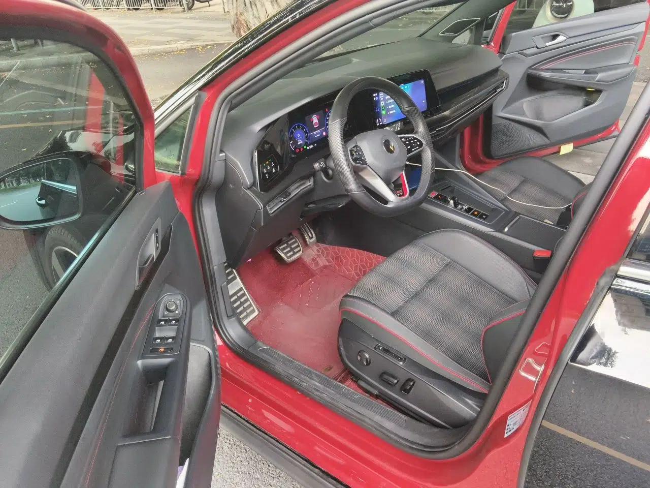 Volkswagen Golf GTI 2021 380TSI DSG GTI — миниатюра 16