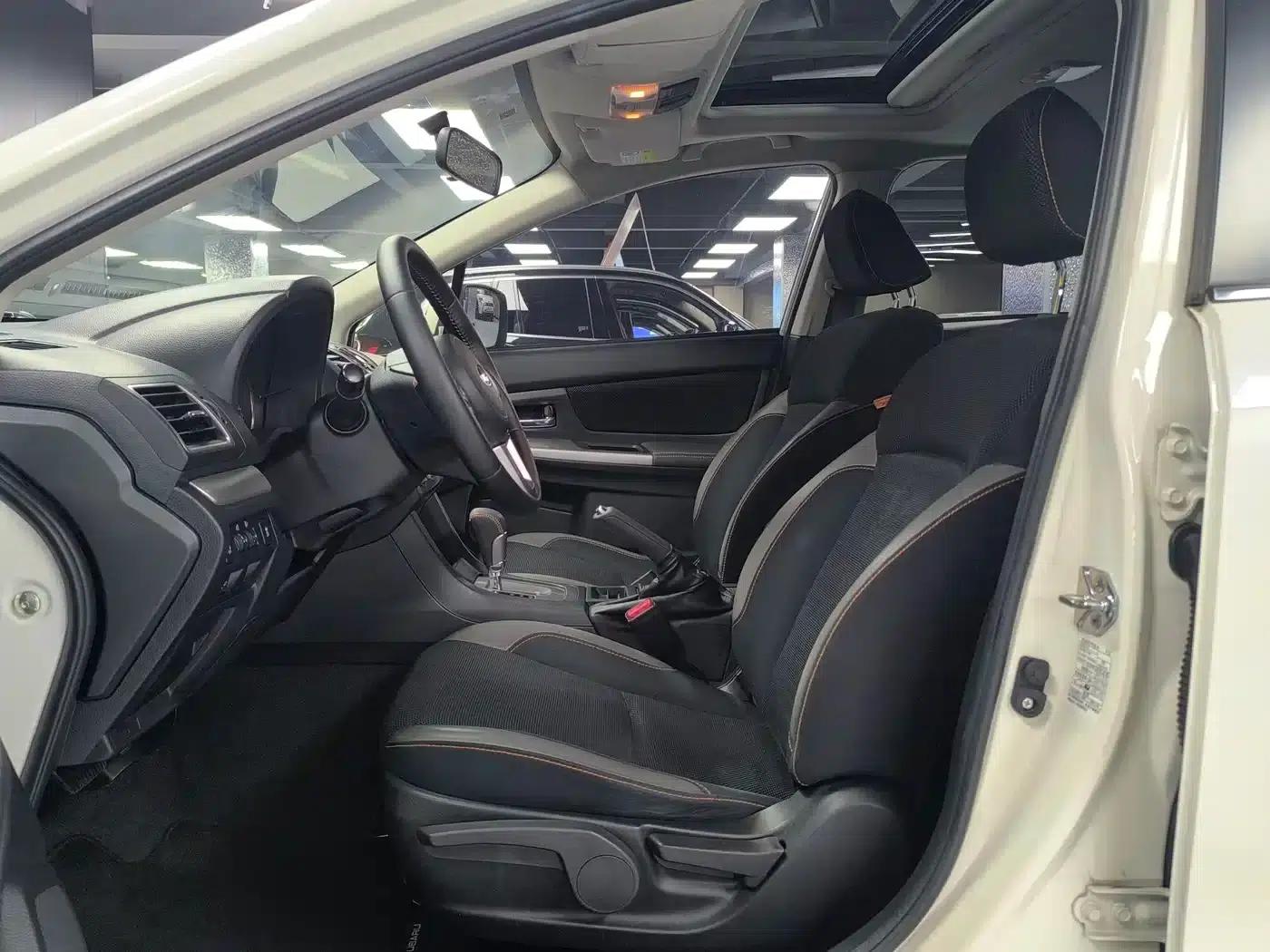 Subaru XV 2016 2.0i Comfort Navigation Edition — миниатюра 5