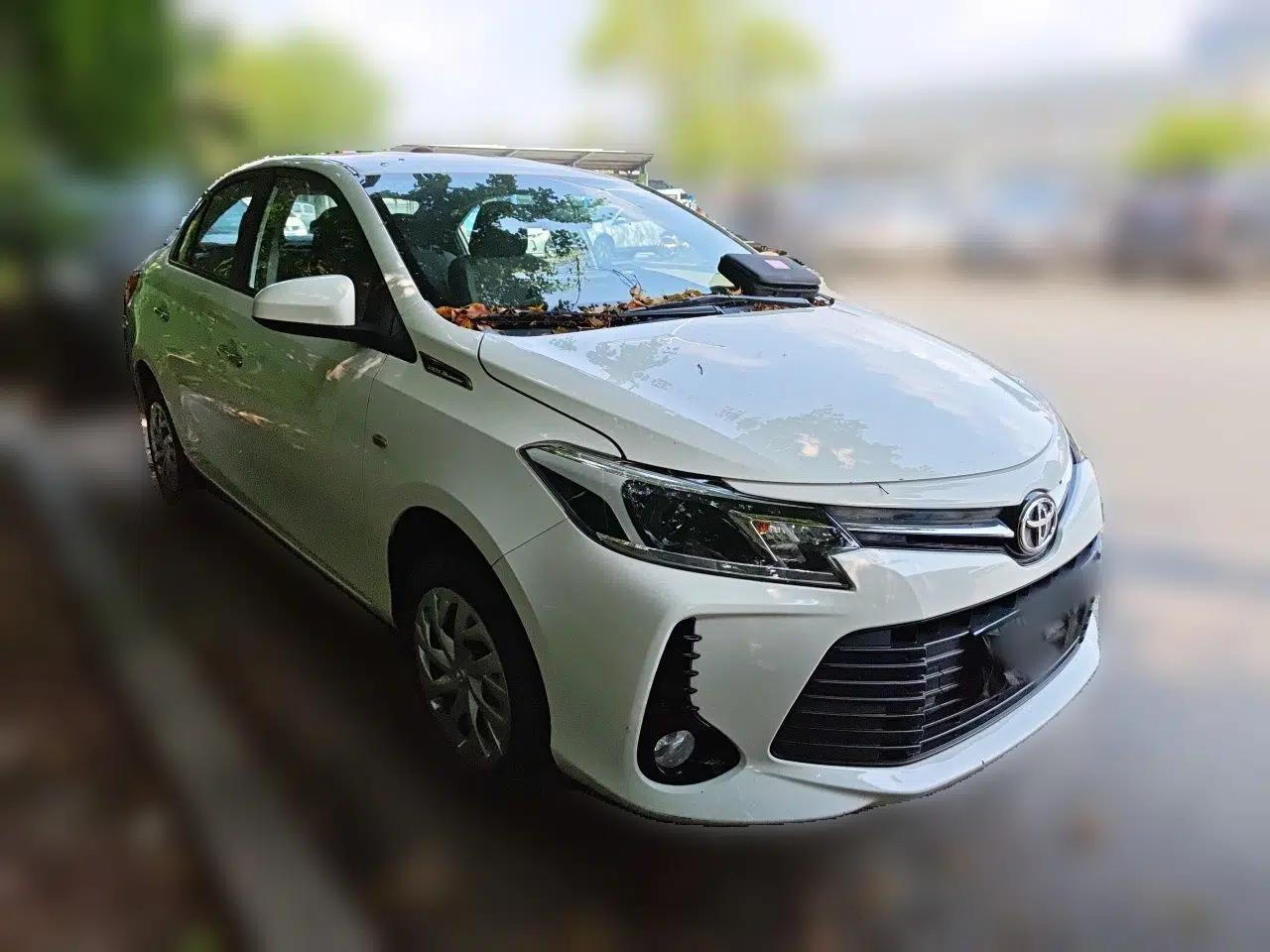 Toyota Vios 2022 1.5L 20th Anniversary Edition — миниатюра 3