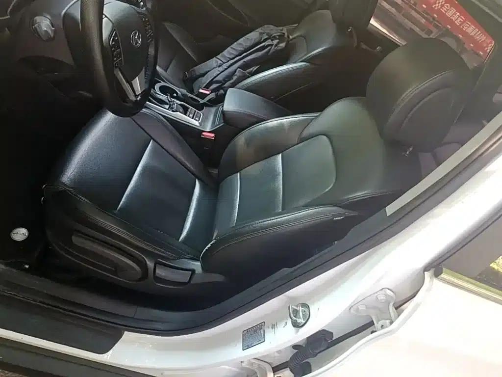 Tucson 2015 1.6T Dual-Clutch Two-Wheel Drive Intelligent Model — миниатюра 15