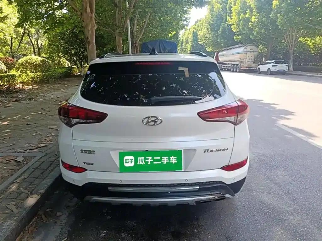 Tucson 2015 1.6T Dual-Clutch Two-Wheel Drive Intelligent Model — миниатюра 6