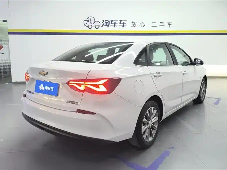 Chevrolet Cruze 2022 320 Automatic Enjoy Sunroof Edition — миниатюра 3