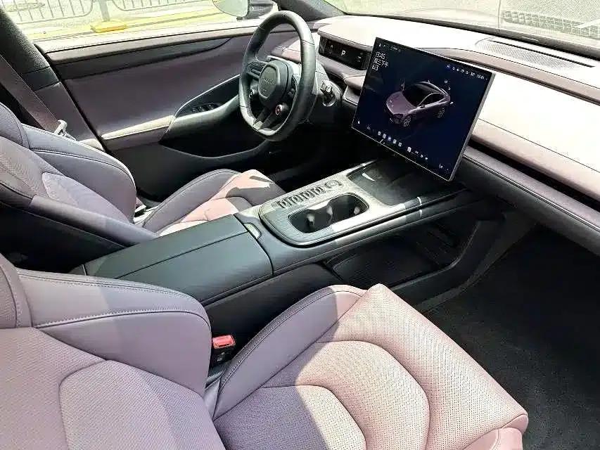 Xiaomi SU7 2024 Rear-Wheel Drive Long Range Advanced Intelligent Driving Pro Edition — миниатюра 7