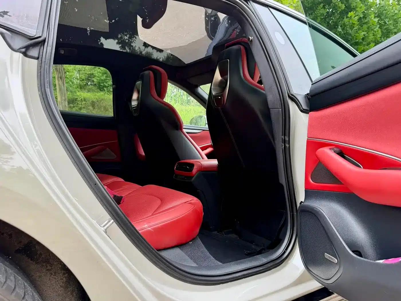 Xiaomi SU7 2024 All-Wheel Drive Long Range High-End Intelligent Driving Max Edition — миниатюра 15