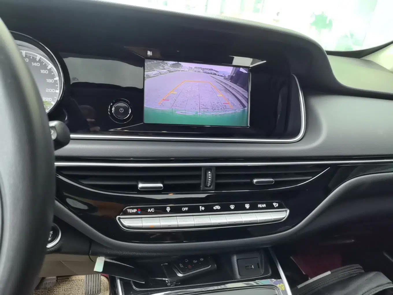 GAC Trumpchi M6 2021 270T DCT Luxury Edition (7 Seats) — миниатюра 24