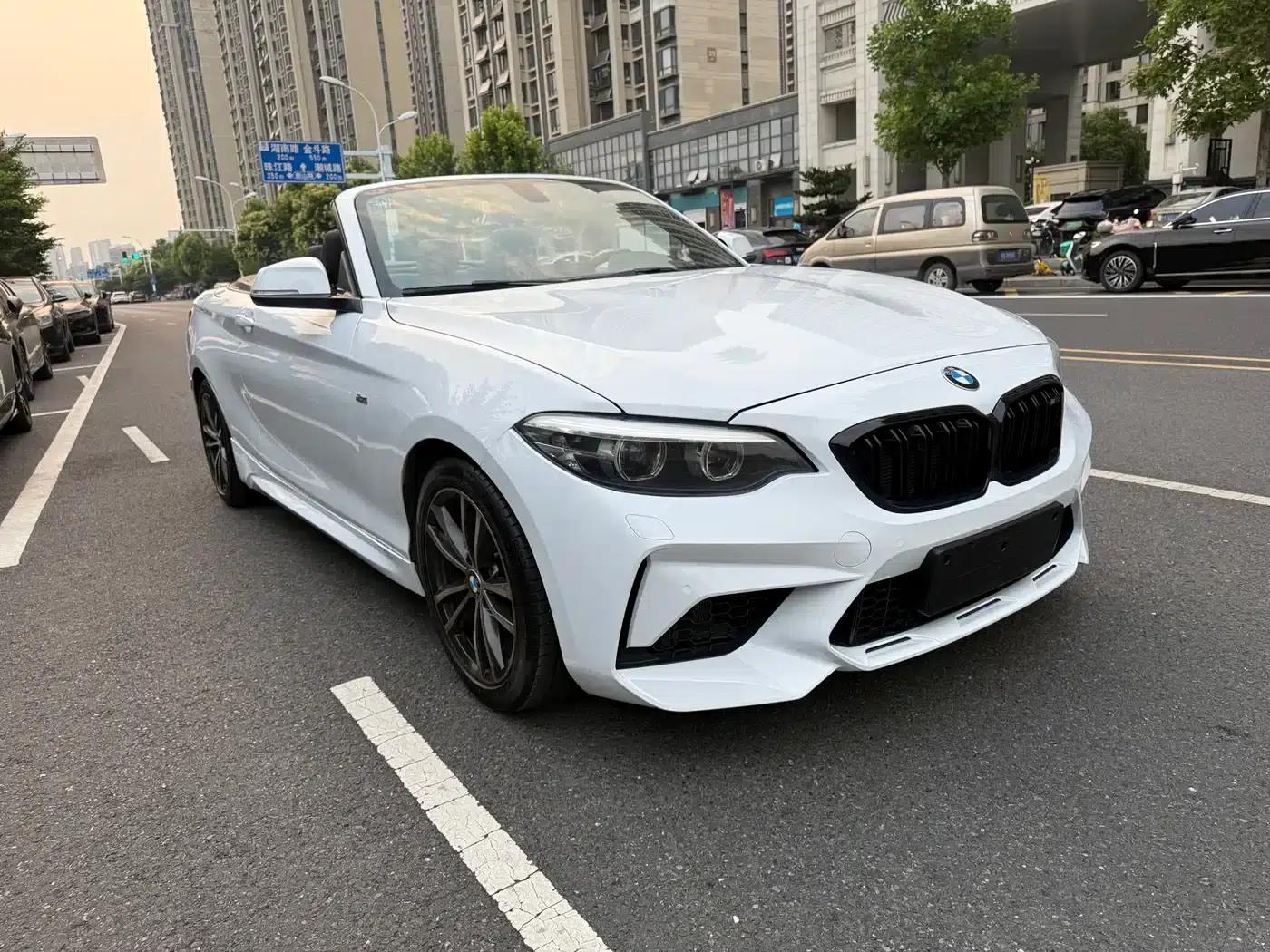2018 BMW 2 Series Imported 220i Convertible Coupe with Sport Design Package — миниатюра 3