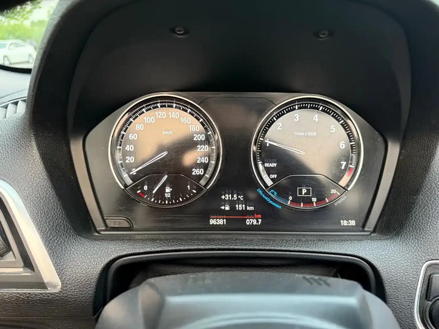 2018 BMW 2 Series Imported 220i Convertible Coupe with Sport Design Package — миниатюра 9