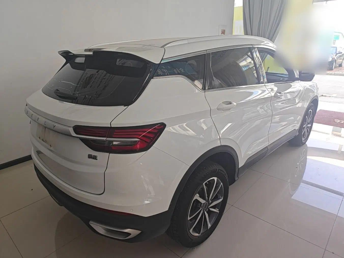 Geely Auto Coolray 2020 Facelift 240T DCT Hunter — миниатюра 6