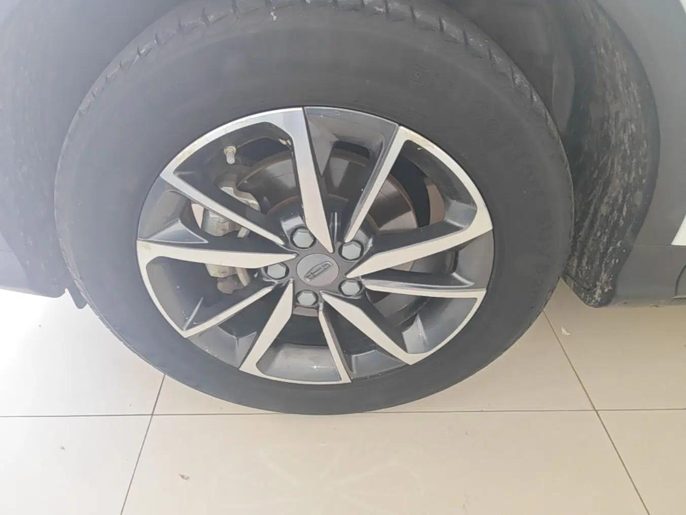 Geely Auto Coolray 2020 Facelift 240T DCT Hunter — миниатюра 10