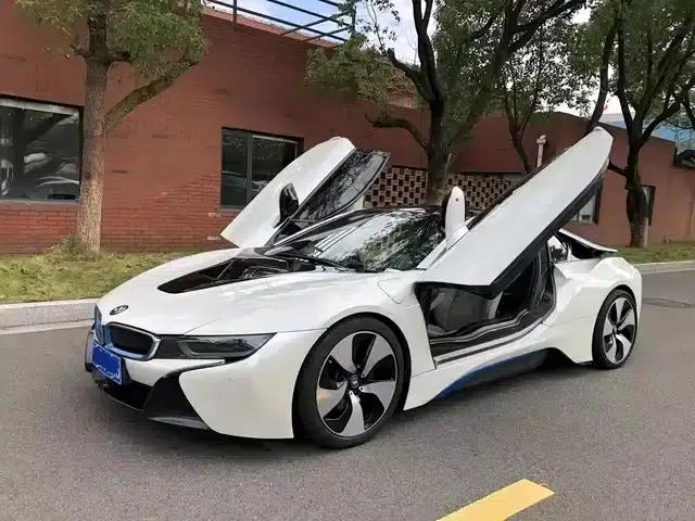 BMW i8 2014 Standard Edition
