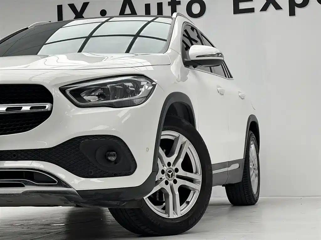 2020 Mercedes-Benz GLA 180 — миниатюра 4