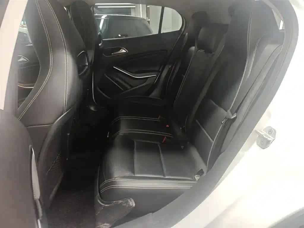 2017 Mercedes-Benz GLA 220 4MATIC Fashion Edition — миниатюра 17