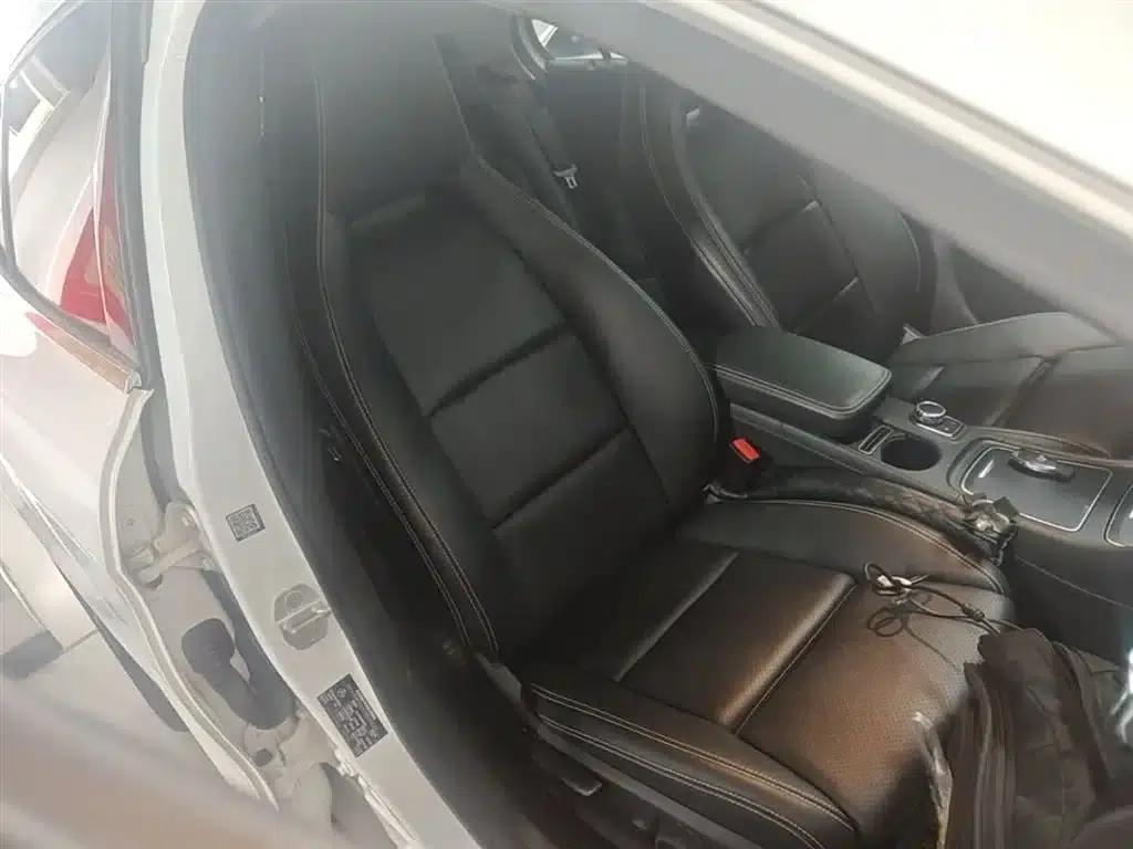 2017 Mercedes-Benz GLA 220 4MATIC Fashion Edition — миниатюра 25
