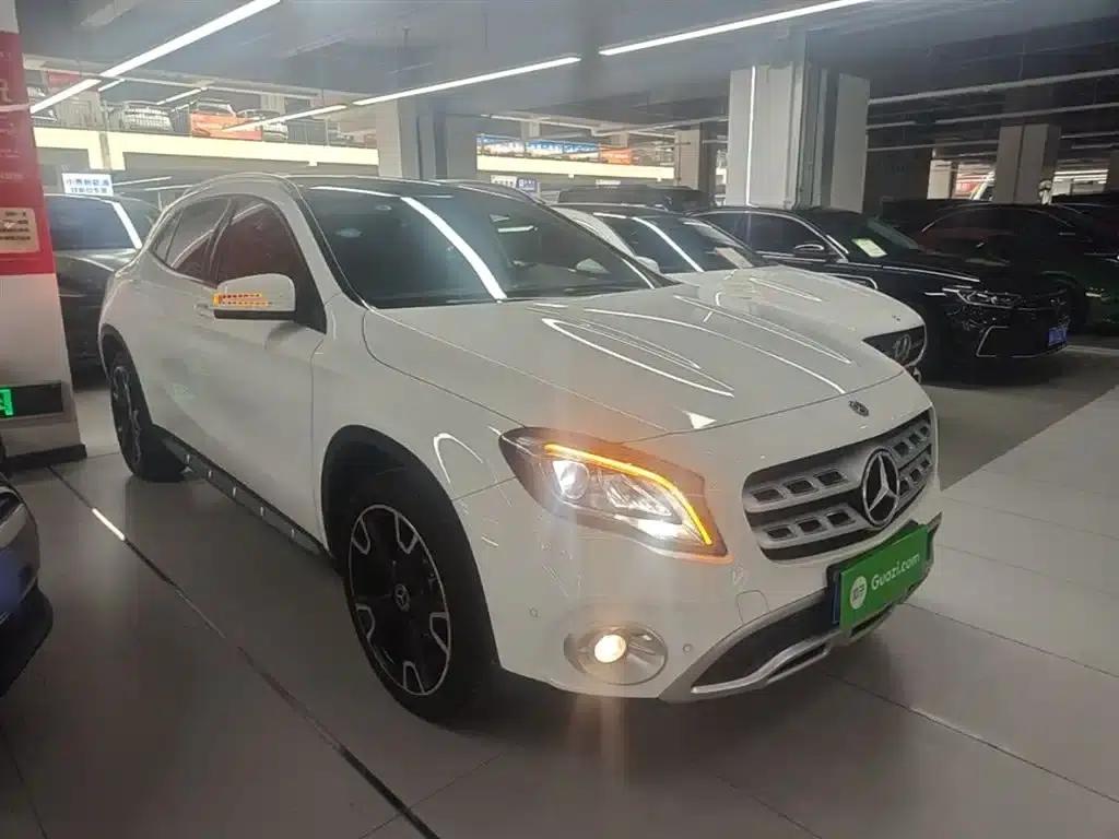 2017 Mercedes-Benz GLA 220 4MATIC Fashion Edition — миниатюра 4