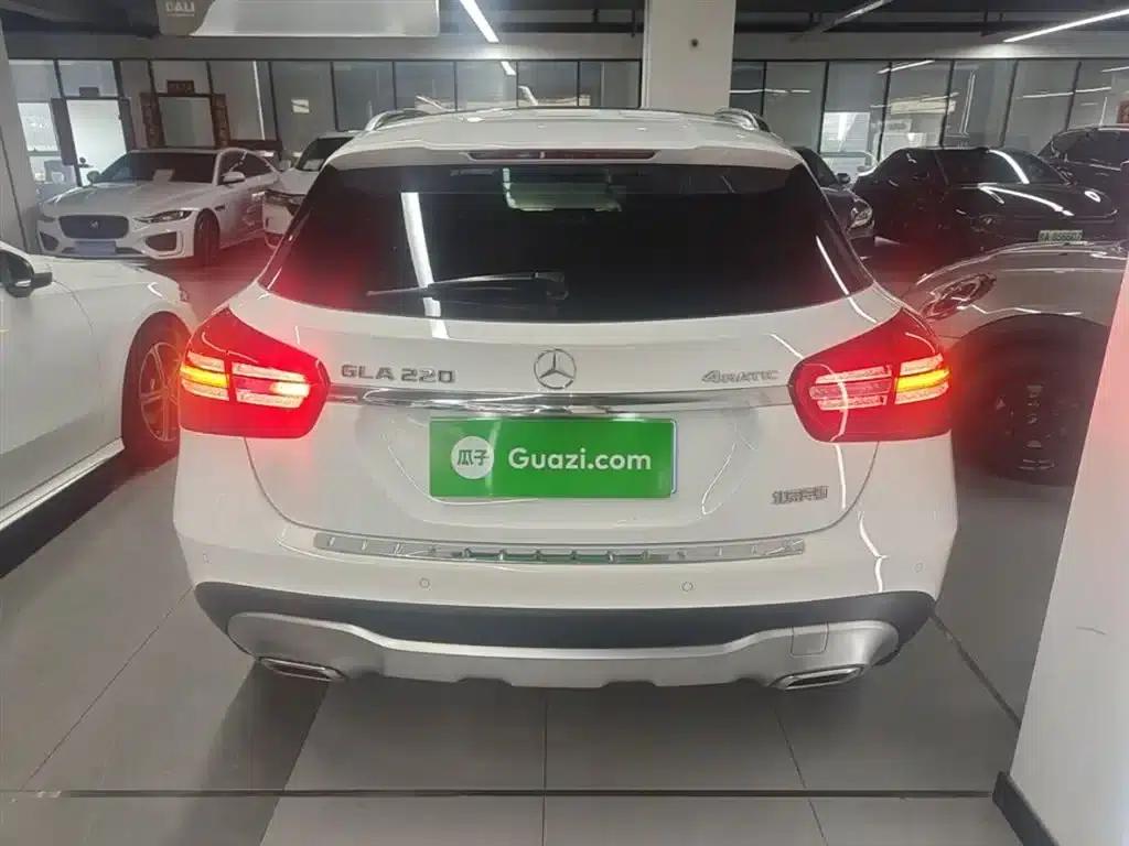 2017 Mercedes-Benz GLA 220 4MATIC Fashion Edition — миниатюра 6