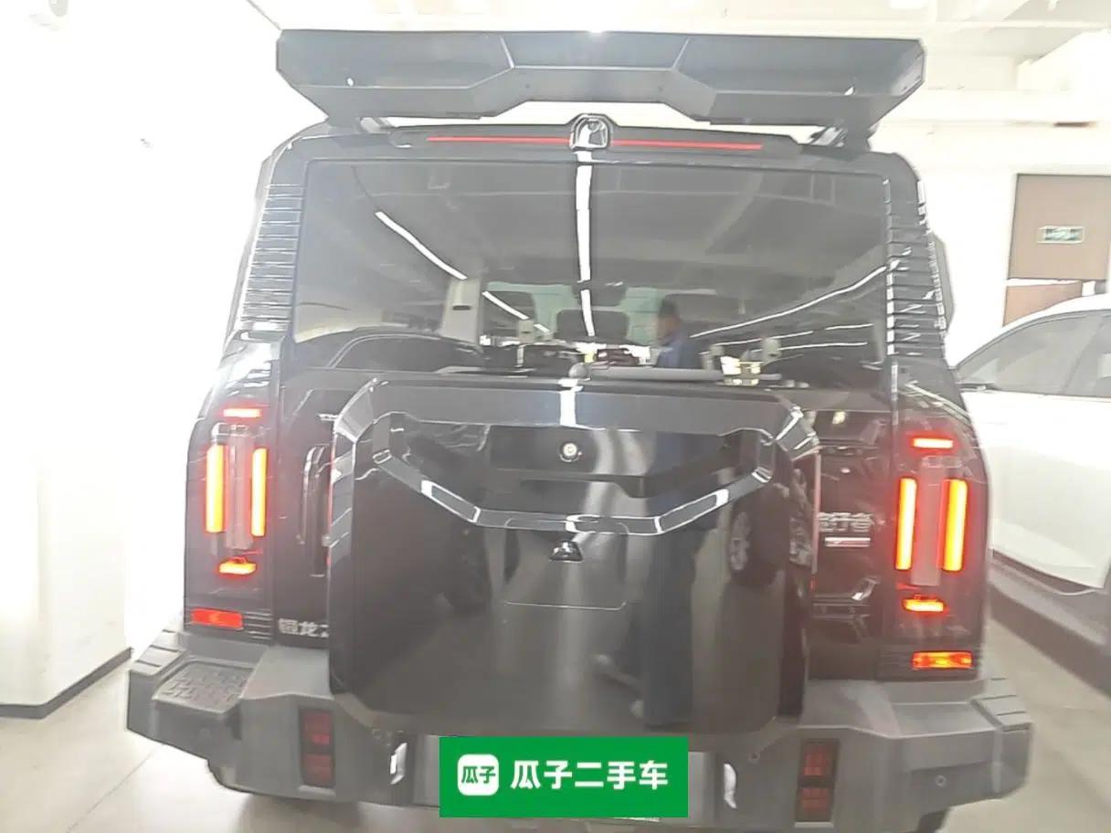 JETOUR Traveler 2024 2.0T All-Wheel-Drive Silver Dragon Wings — миниатюра 5