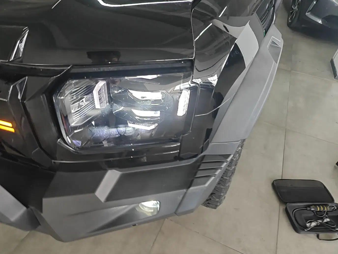 JETOUR Traveler 2024 2.0T All-Wheel-Drive Silver Dragon Wings — миниатюра 8