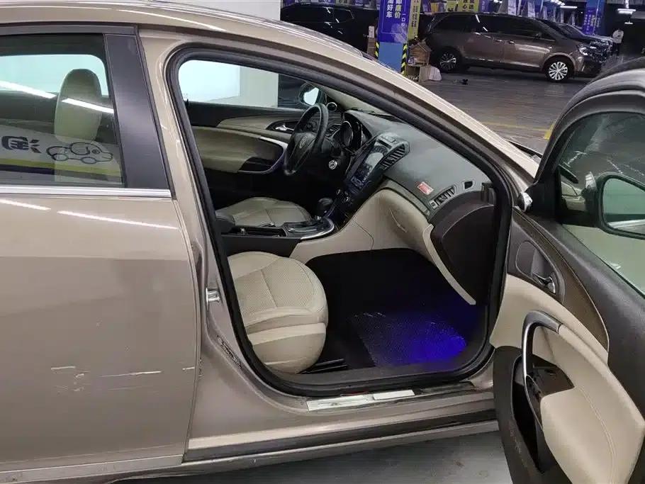 Buick Regal 2012 2.0L Comfort Edition — миниатюра 8