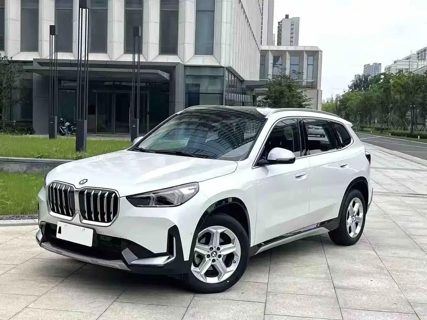 2023 BMW X1 sDrive20Li X Design Package — миниатюра 2