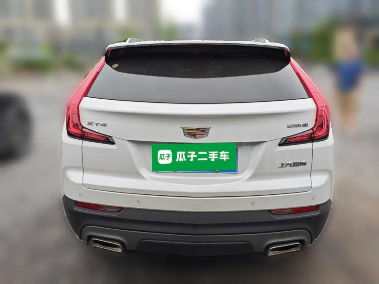 Cadillac XT4 2023 28T Two-Wheel Drive Prestige Version — миниатюра 3