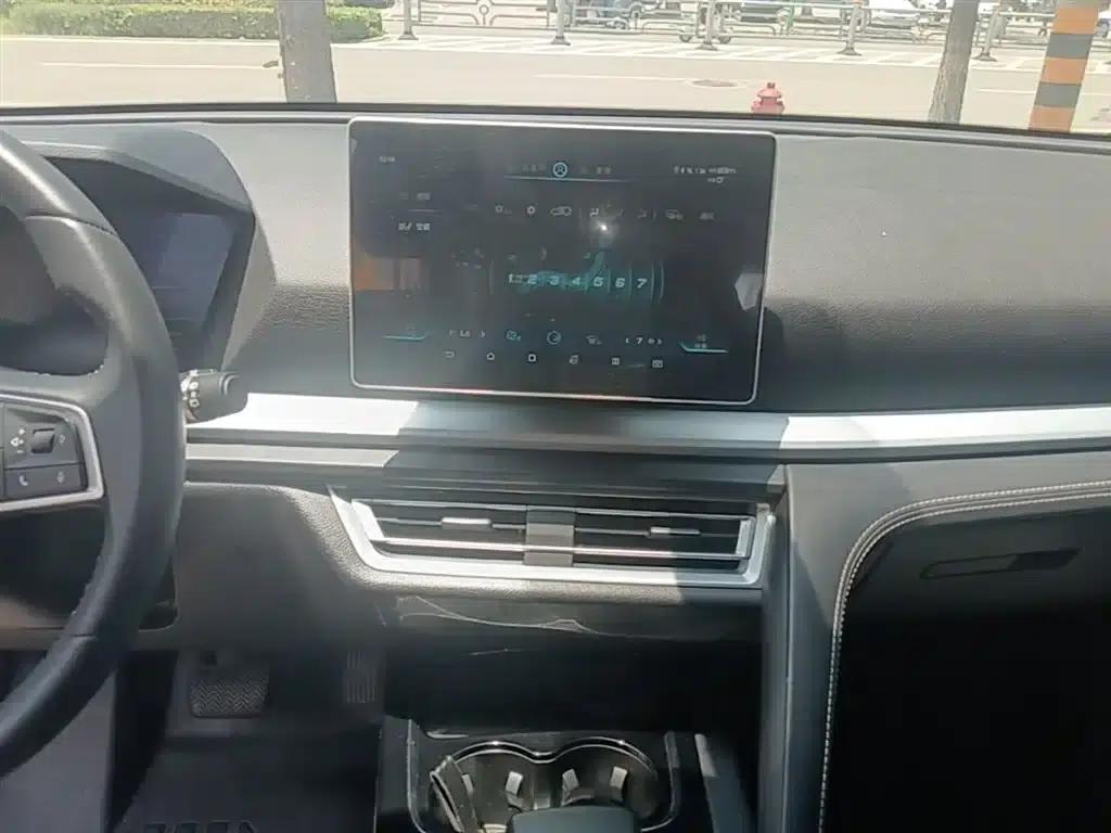 Song Pro 2019 1.5T Automatic Elite — миниатюра 13