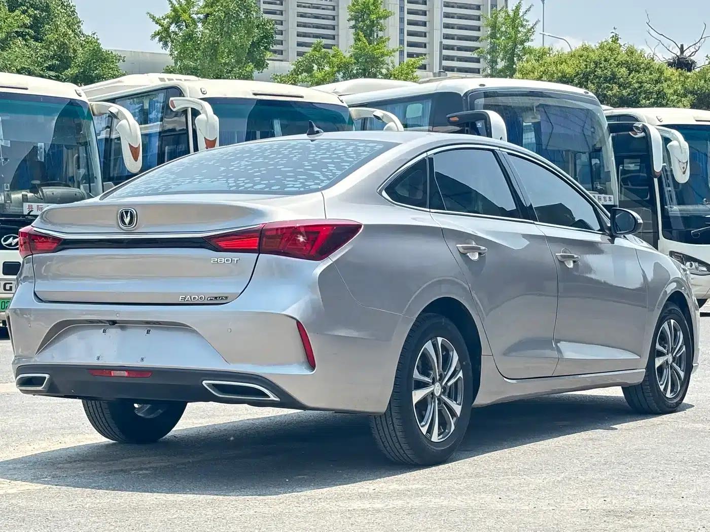 Changan Eado 2020 PLUS Blue Whale NE 1.4T GDI DCT Premium Edition — миниатюра 5
