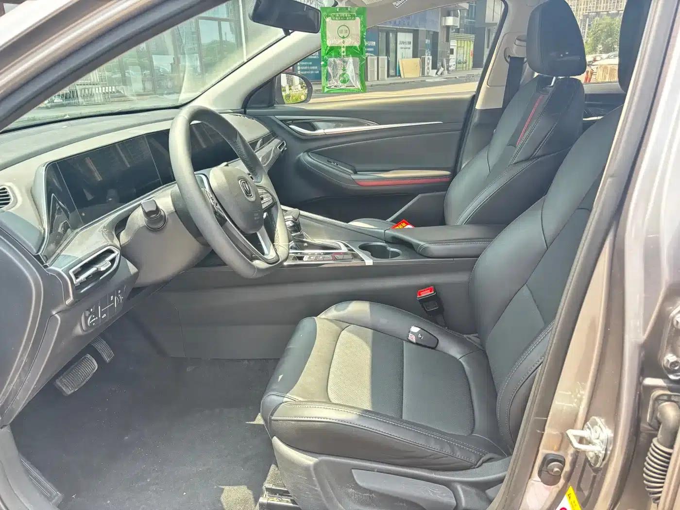 Changan Eado 2020 PLUS Blue Whale NE 1.4T GDI DCT Premium Edition — миниатюра 8