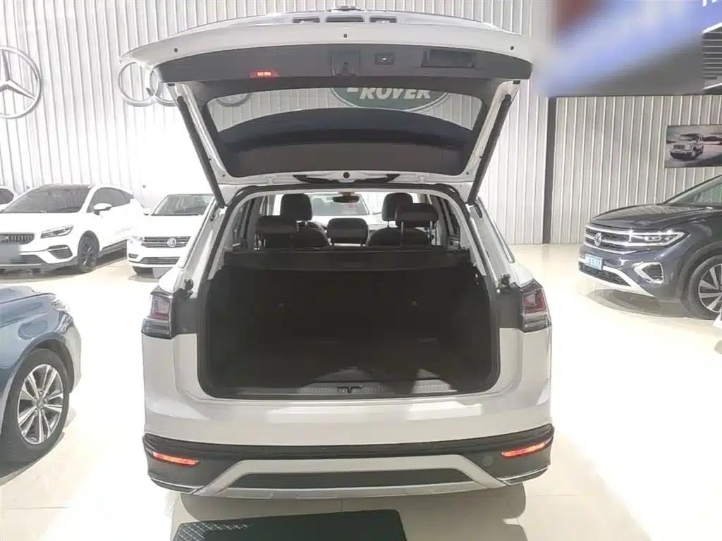 Tayron 2023 300TSI 2WD Luxury Plus Advanced Edition — миниатюра 19