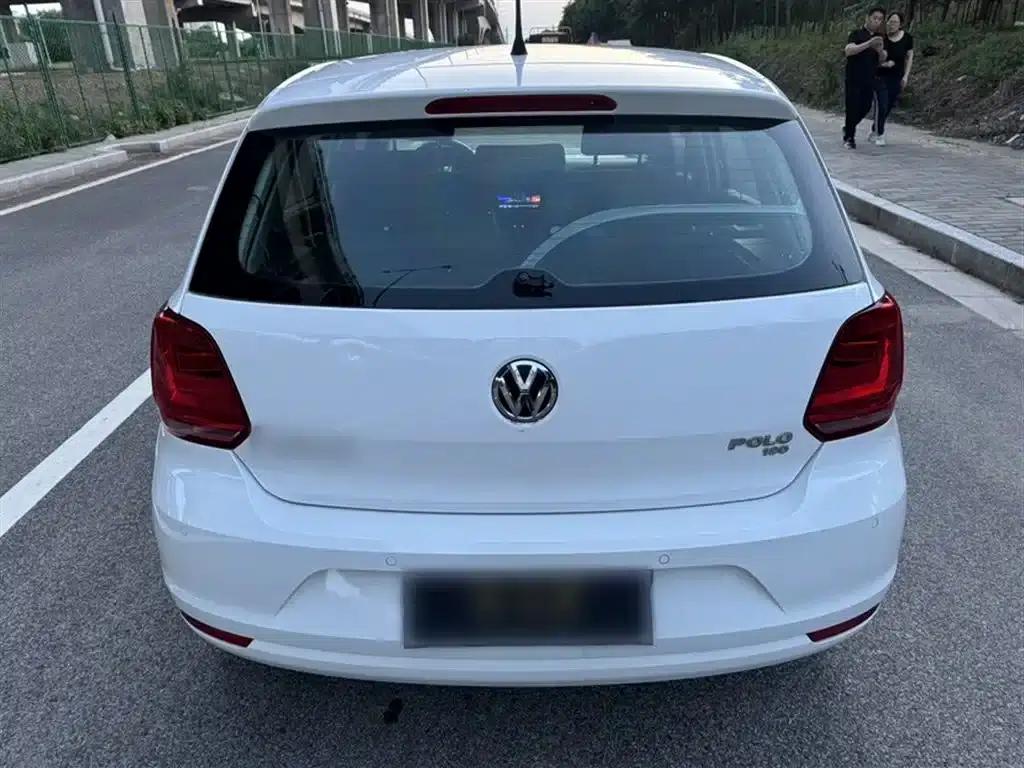 2016 Polo 1.6L Automatic Comfort Model — миниатюра 6