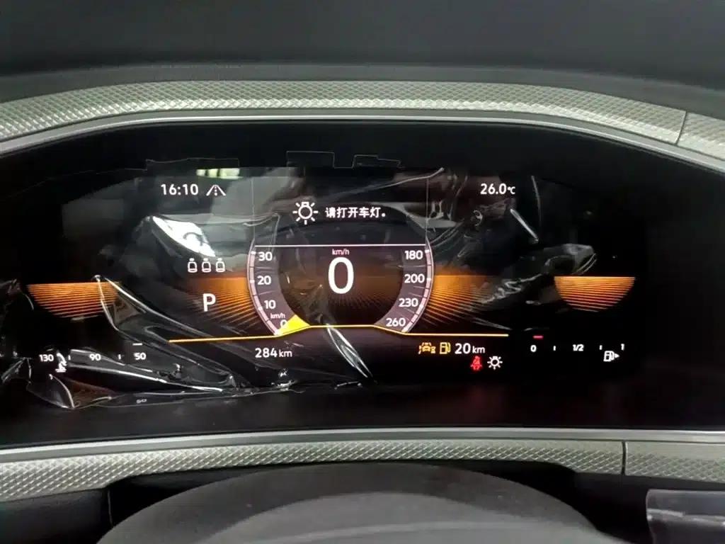 T-ROC 2025 Facelift II 280TSI DSG 2WD Time Edition — миниатюра 12
