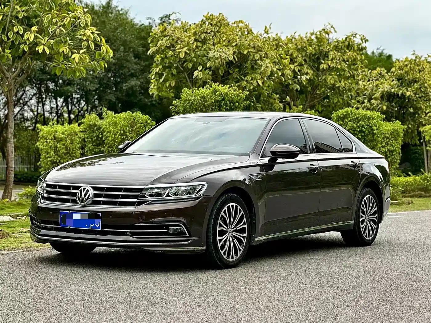 Phideon 2018 Facelift 380TSI 2WD Business Edition — миниатюра 1