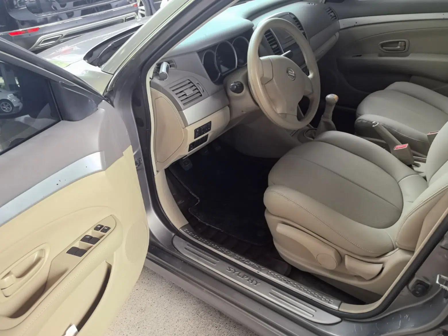 Nissan Sylphy 2012 Classic 1.6XE Manual Comfort Edition — миниатюра 18