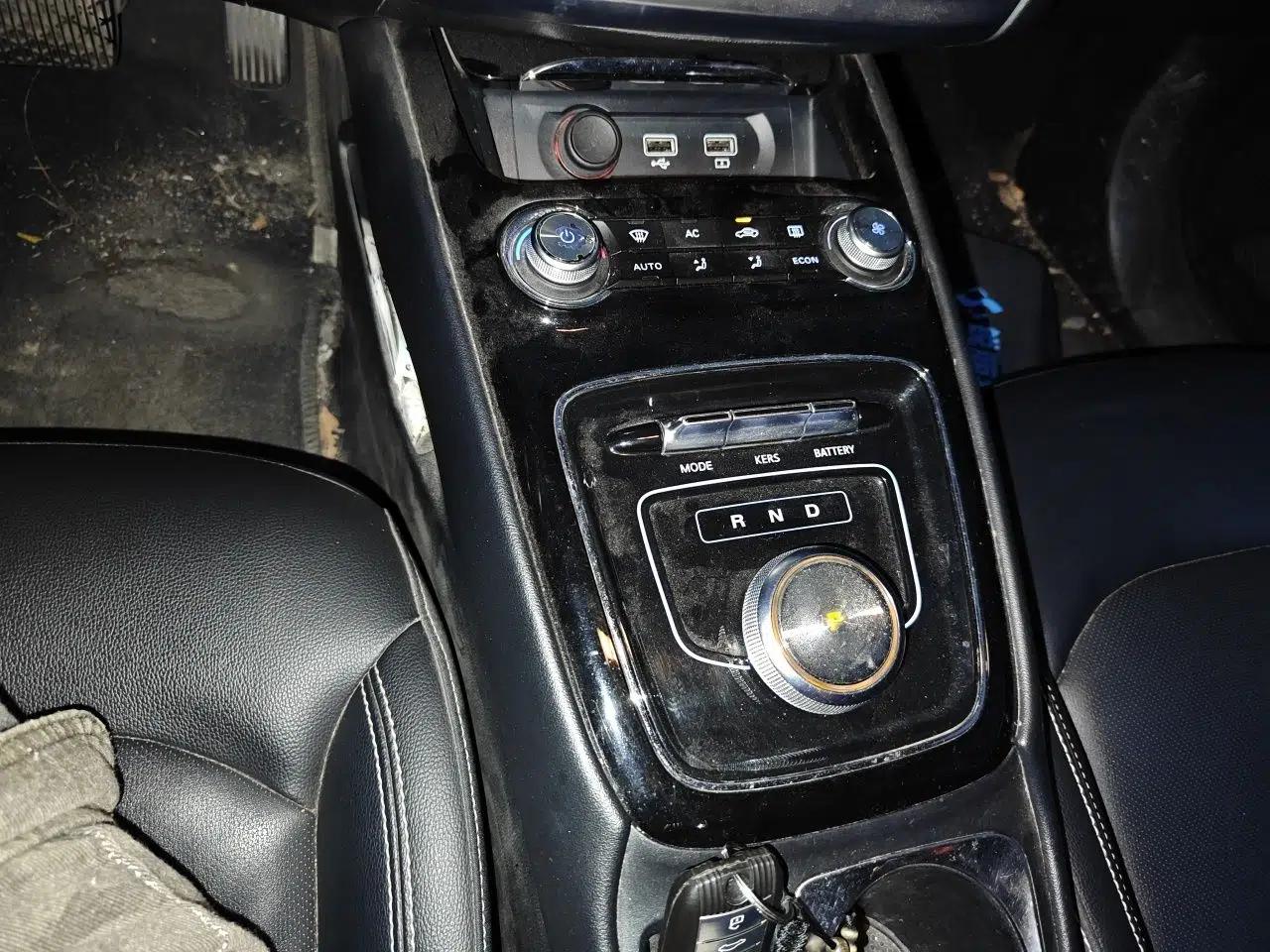 Roewe Ei5 2018 Internet Luxury Edition — миниатюра 14