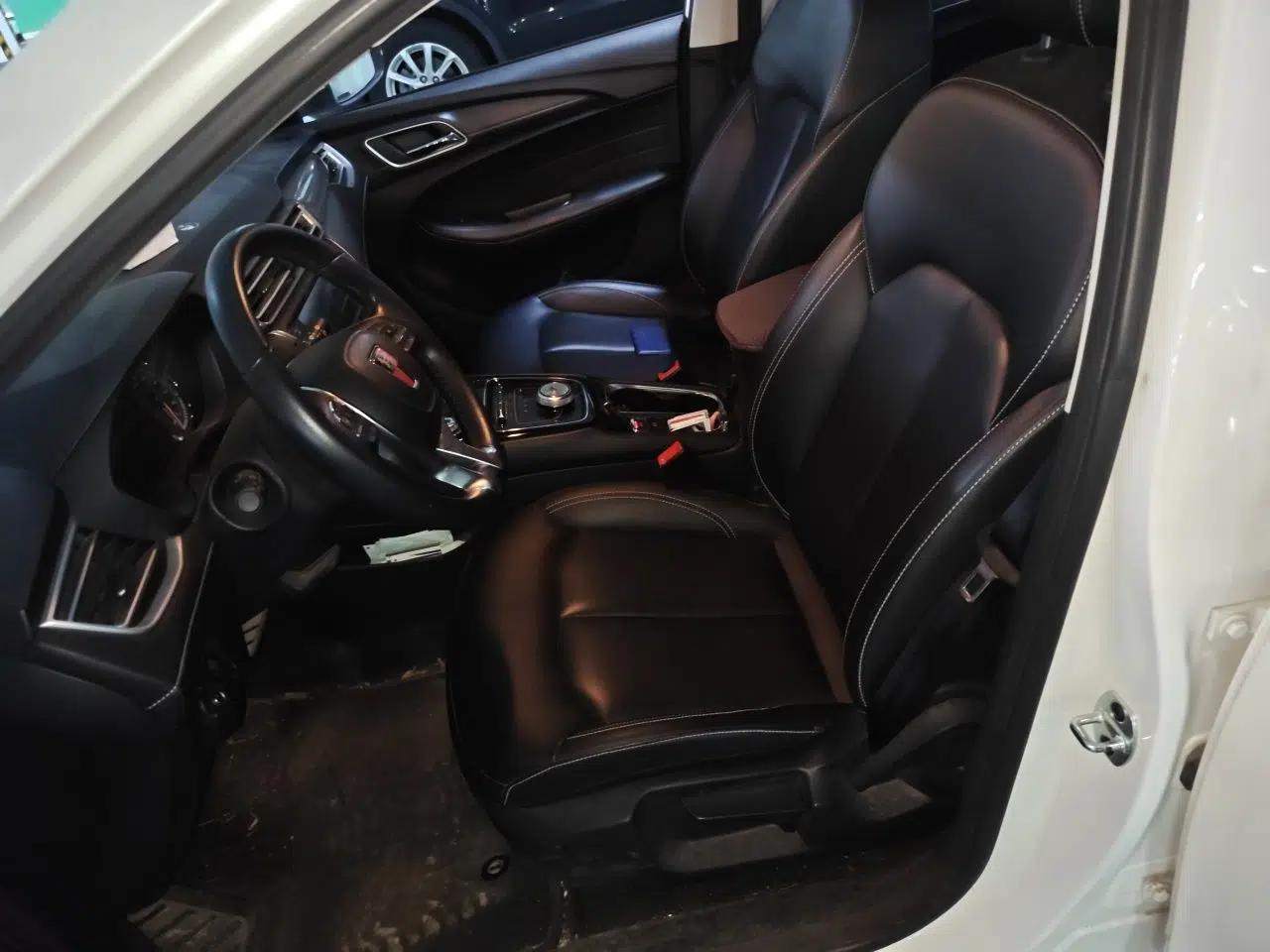 Roewe Ei5 2018 Internet Luxury Edition — миниатюра 15