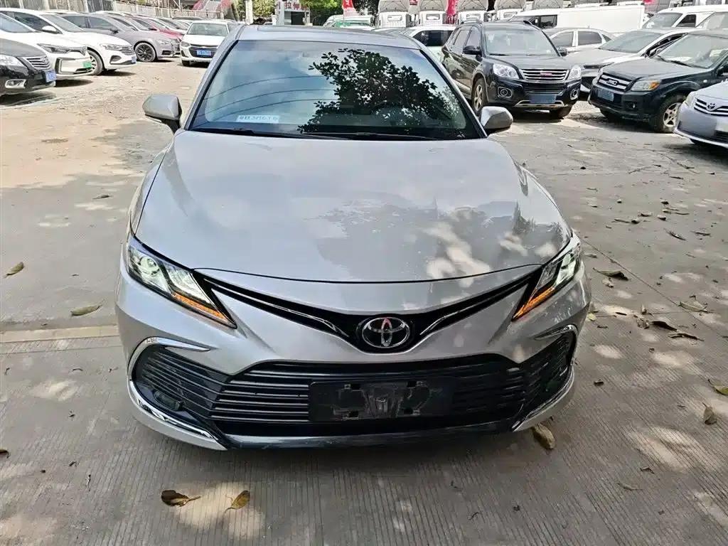 2021 Camry 2.0G Luxury Edition — миниатюра 3