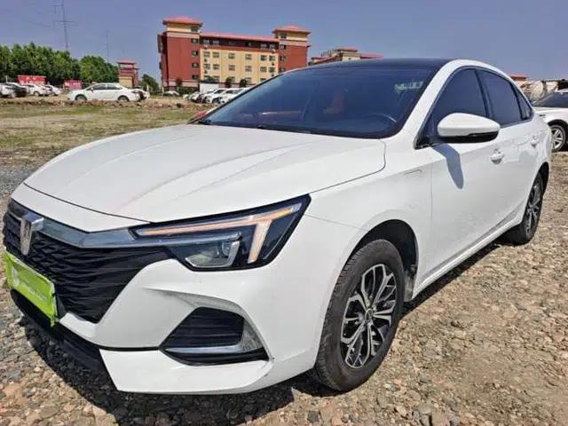 Roewe i6 MAX New Energy 2022 EV 500 Grand Touring Edition with Sunroof