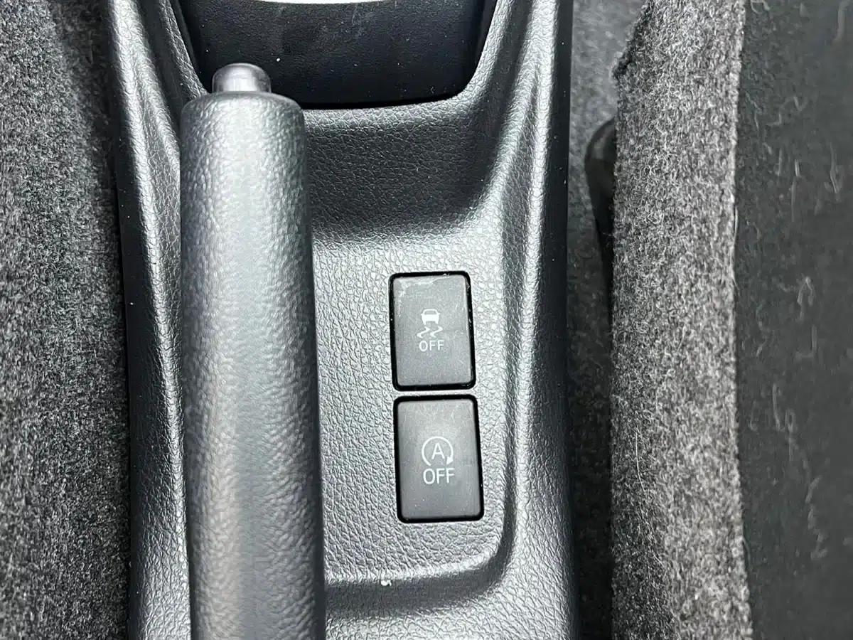 YARiS L 2021 Model YARiS X 1.5L CVT Leading Edition — миниатюра 9