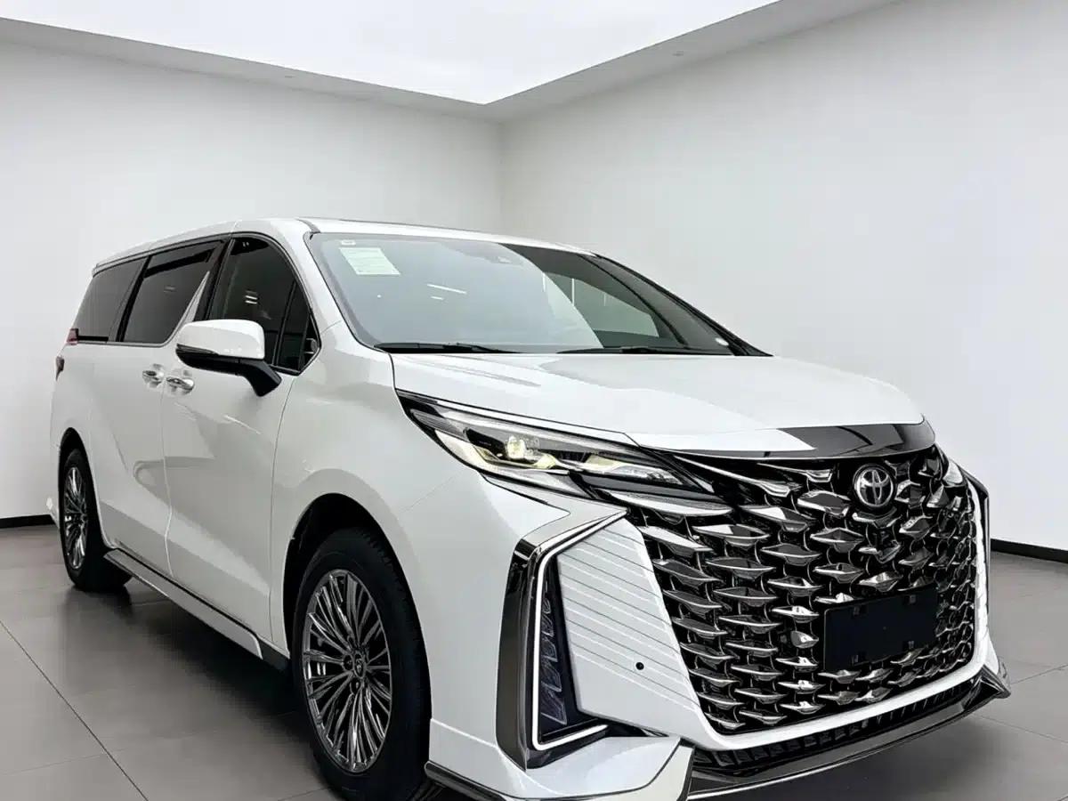 2026 Grevia 2.5L Hybrid Comfort Edition — миниатюра 3