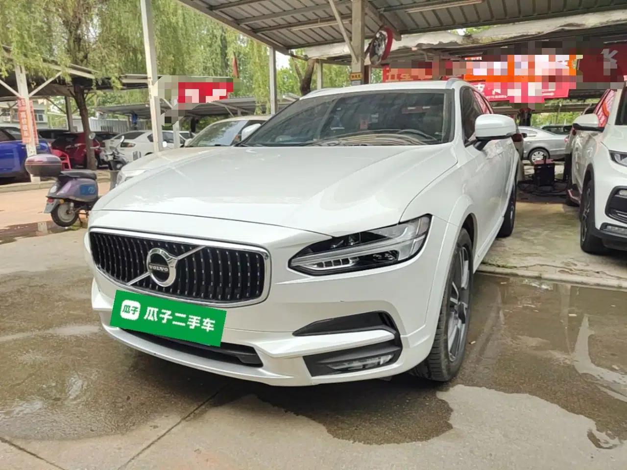 Volvo V90 2020 Facelifted Cross Country T5 AWD Zhiyuan Edition — миниатюра 1