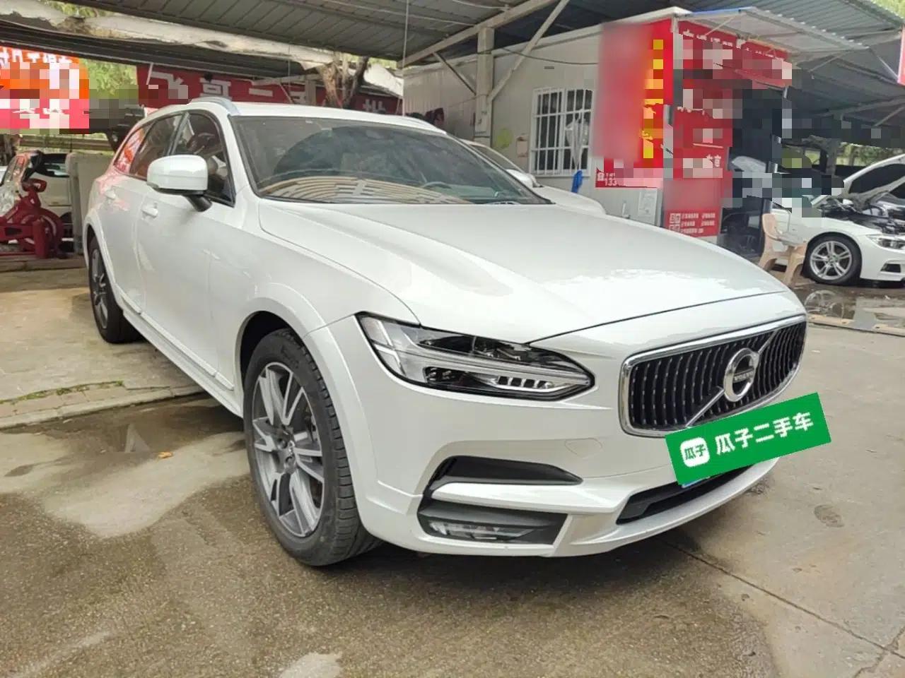 Volvo V90 2020 Facelifted Cross Country T5 AWD Zhiyuan Edition — миниатюра 3