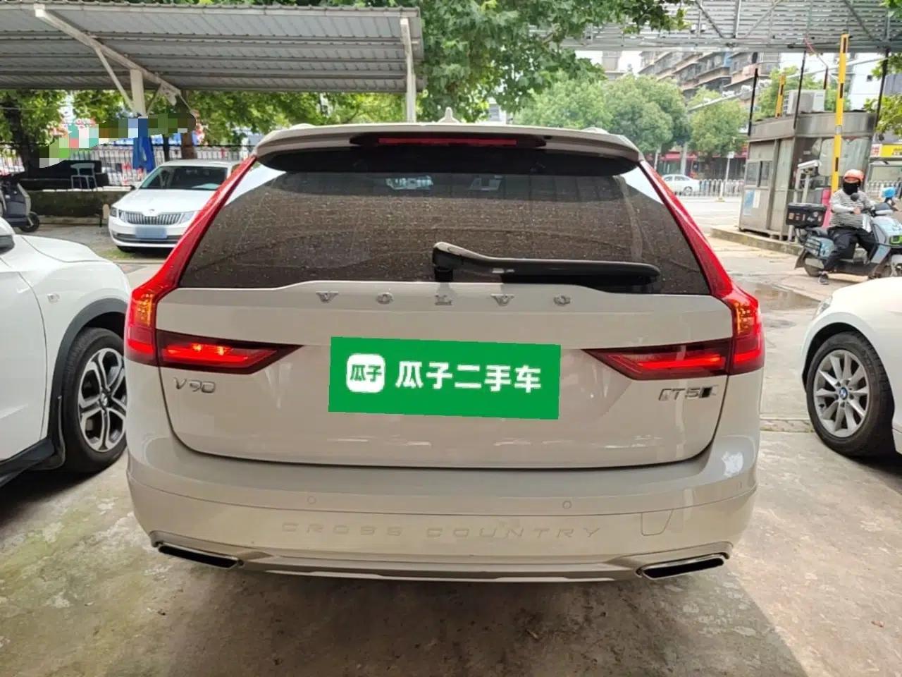 Volvo V90 2020 Facelifted Cross Country T5 AWD Zhiyuan Edition — миниатюра 5