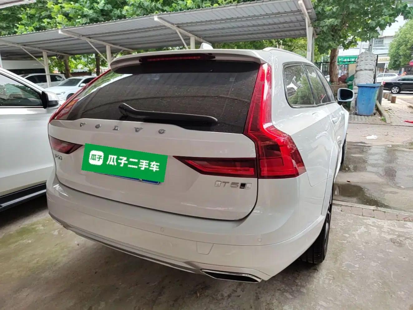 Volvo V90 2020 Facelifted Cross Country T5 AWD Zhiyuan Edition — миниатюра 6