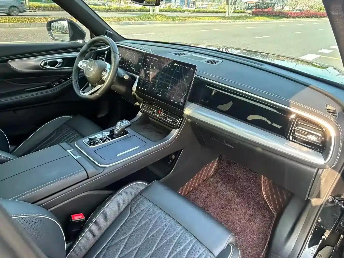Trumpchi GS8 2024 Navigator Series 2.0TGDI 2WD Luxury Intelligent Connected Edition 7-Seater — миниатюра 11