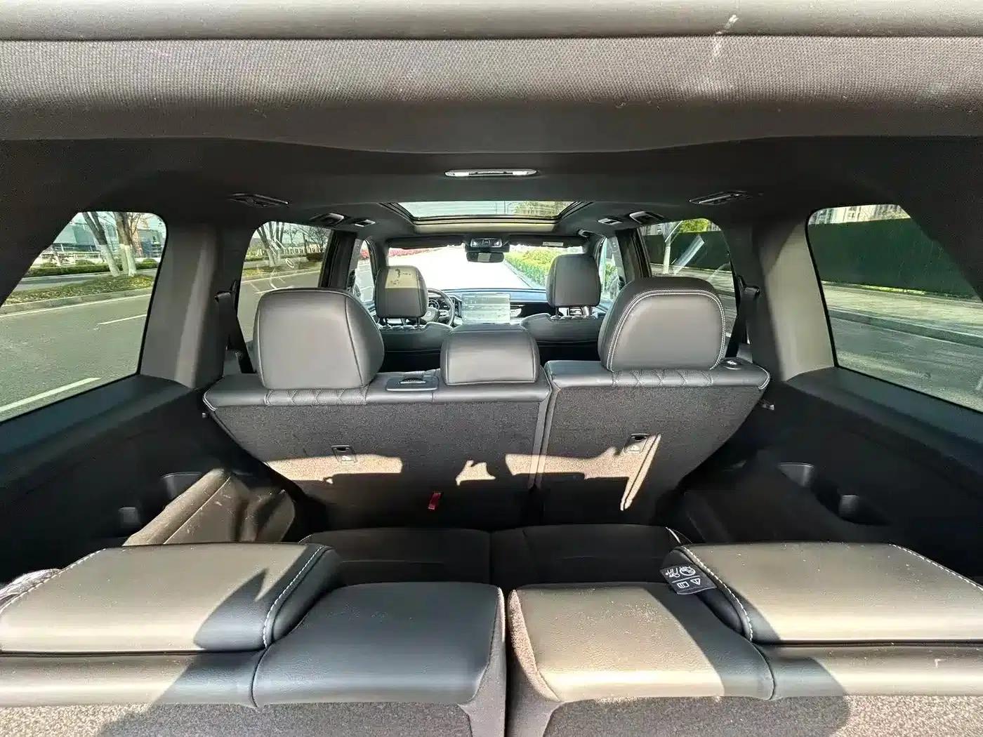 Trumpchi GS8 2024 Navigator Series 2.0TGDI 2WD Luxury Intelligent Connected Edition 7-Seater — миниатюра 6